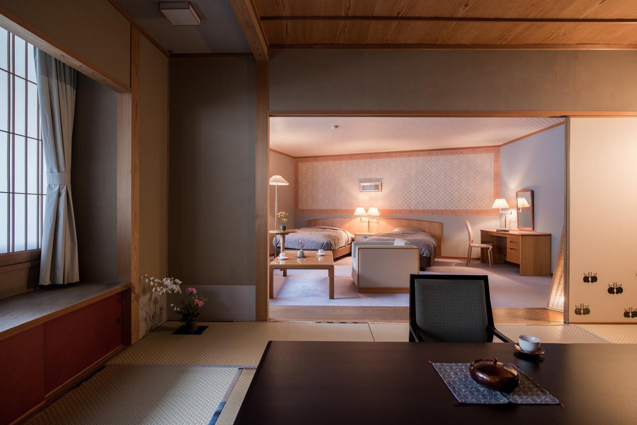 Takamiya Ryokan Yamanoki Yonezawa Exterior foto