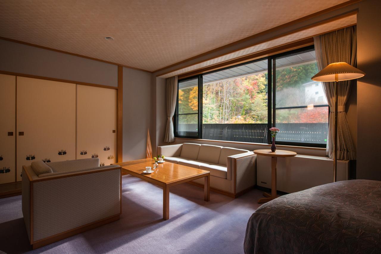 Takamiya Ryokan Yamanoki Yonezawa Exterior foto